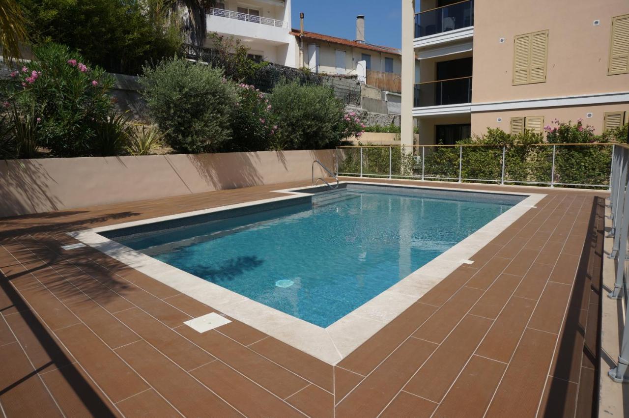 Palm Beach Apartment With A Pool In The Residence Cannes Exterior photo